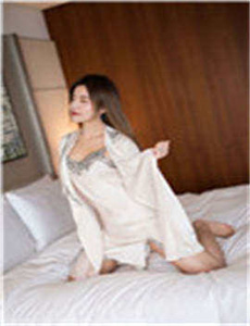 教室内污辱女教师BD高清在线观看-时越芙美江