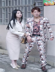 不穿胸罩的上门爆乳女教师